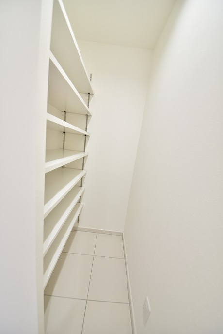 リブレスト三条リバーコートの収納