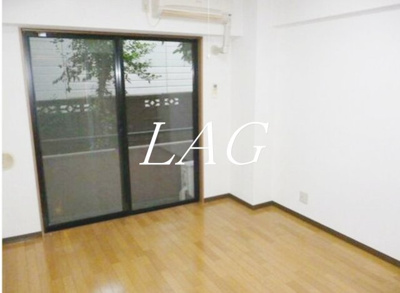 【居間・リビング】 | シンフォニー森ヶ崎 | 洋室のお部屋です。