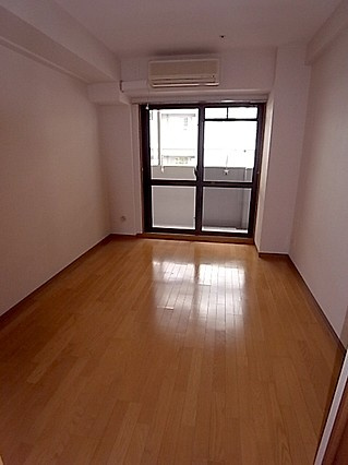 エスリード三宮フラワーロードの居間・リビング