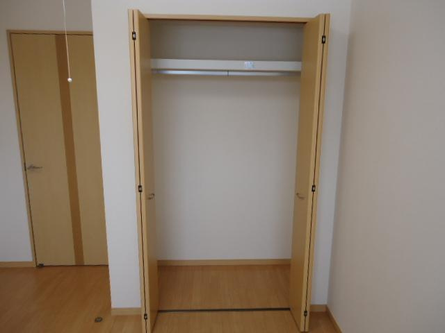 パークサイド多賀の収納|クローゼット