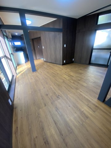 【 売主 】横浜市南区堀ノ内町2丁目　戸建の居間・リビング