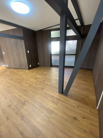 【 売主 】横浜市南区堀ノ内町2丁目　戸建の居間・リビング