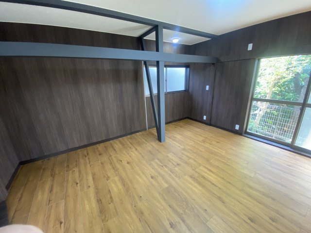 【 売主 】横浜市南区堀ノ内町2丁目　戸建の居間・リビング