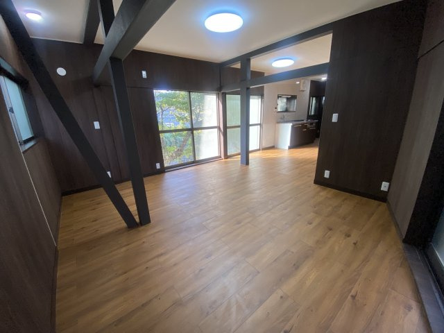 【 売主 】横浜市南区堀ノ内町2丁目　戸建の居間・リビング