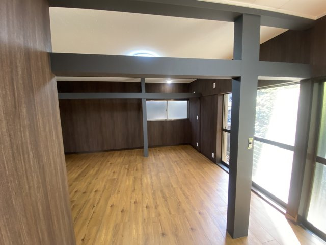 【 売主 】横浜市南区堀ノ内町2丁目　戸建の居間・リビング