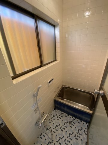 【 売主 】横浜市南区堀ノ内町2丁目　戸建の浴室