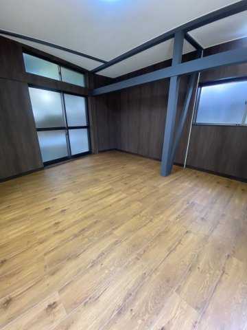 【 売主 】横浜市南区堀ノ内町2丁目　戸建の居間・リビング