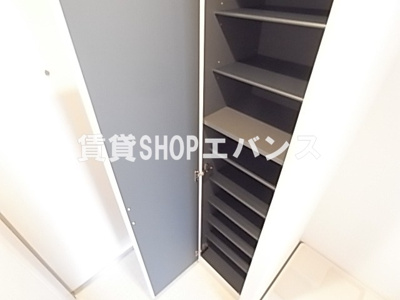 【玄関】 | リブリ・ラシーナⅡ