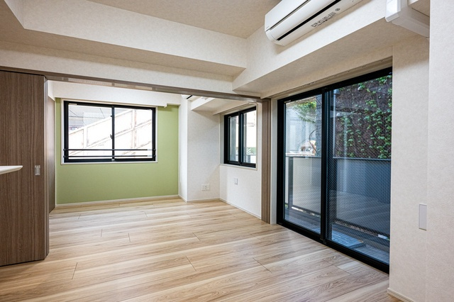 コンフォリア幡ヶ谷の居間・リビング