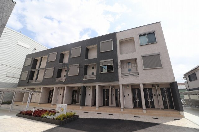 東大阪市楠根３丁目のアパートの外観