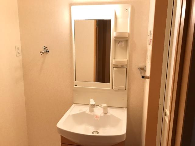 サンフィット　フジマンＡ棟の独立洗面台|洗髪洗面化粧台