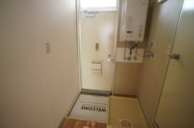 クレール神宮前の玄関