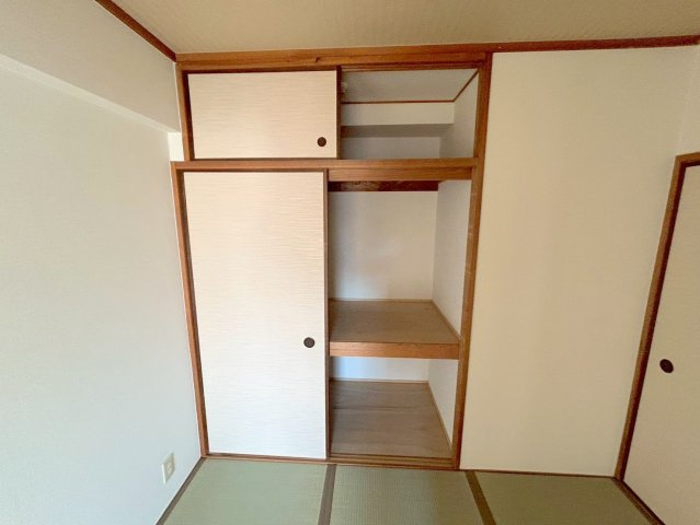 第2サンハイツの収納