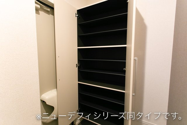 アーバンコート　長橋町の玄関