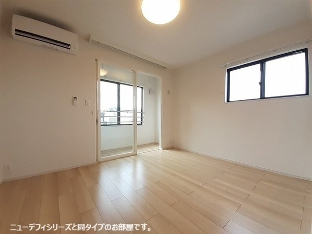 アーバンコート　長橋町の居間・リビング