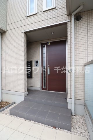 エヴァーラスティング千葉のエントランス|オートロック付きエントランス