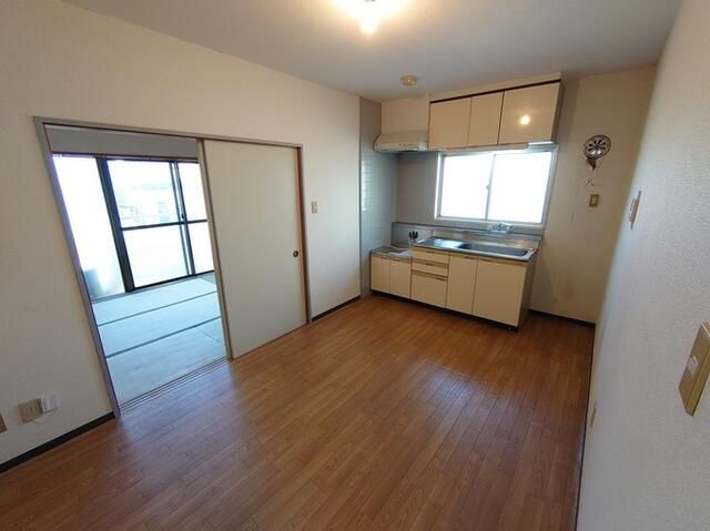 ブルーミング南行徳の居間・リビング