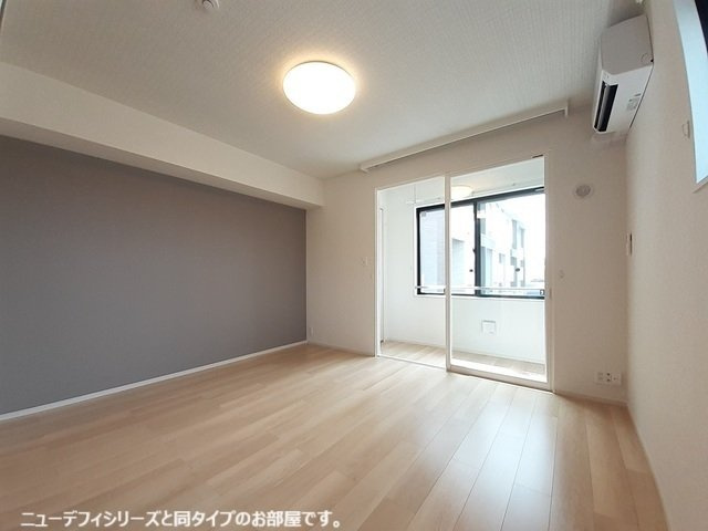 アーバンコート　長橋町の居間・リビング