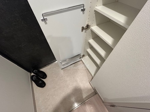 【玄関】クレヴィスタ横浜関内Ⅱ 