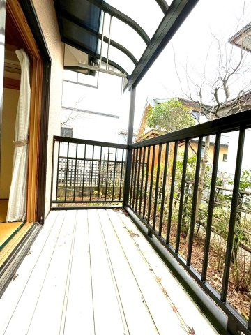 三条市月岡一丁目・中古戸建のバルコニー|南向きバルコニー♪