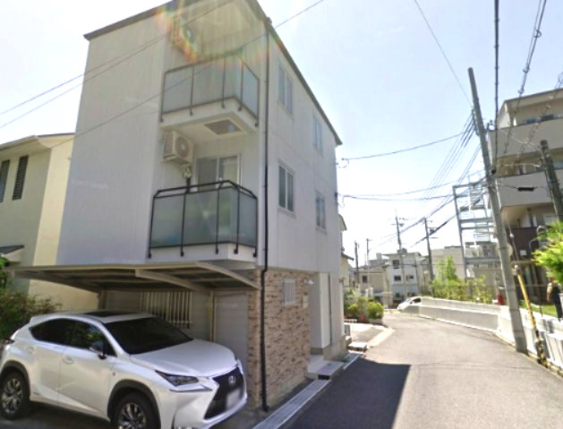 グリーン本山の外観