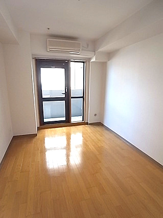 エスリード三宮フラワーロードの居間・リビング