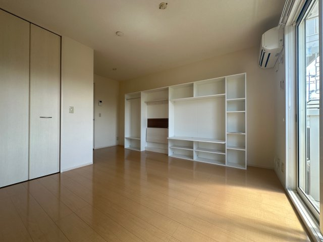 ベルクール喜田の居間・リビング