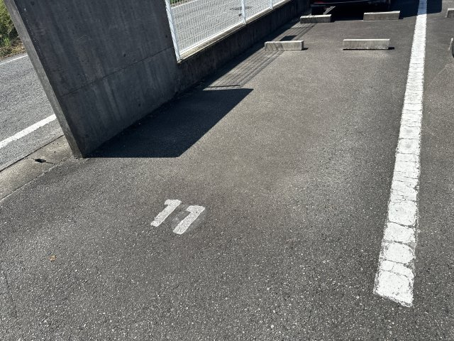 ベルクール喜田の駐車場