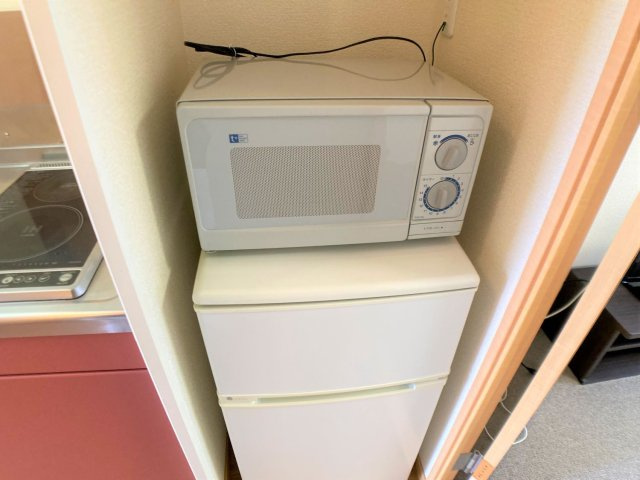 レオパレスラトナのその他|冷蔵庫・電子レンジ