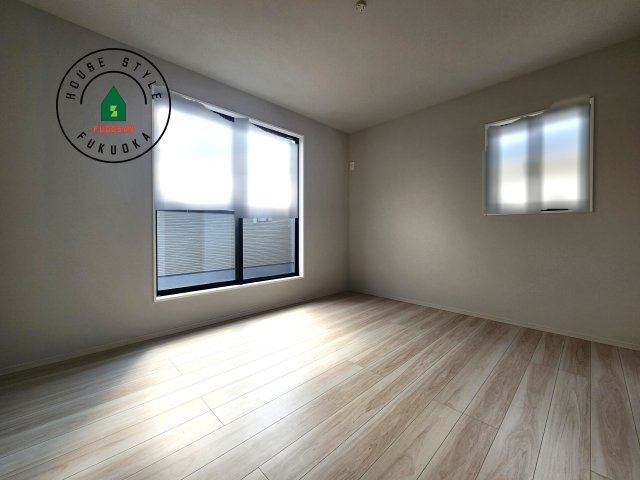 福岡市東区千早2丁目第5-2棟(2号棟)の内観：施工例|主寝室には収納力に優れたクローゼットがありますので、お部屋もすっきり片付きます。