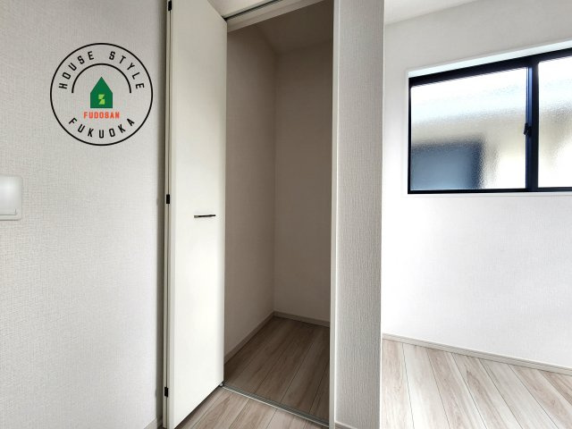 福岡市東区千早2丁目第5-2棟(2号棟)の内観：施工例|収納には困りません。