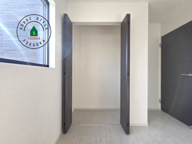 糸島市前原南2丁目第1-1棟(1号棟)　の内観：施工例|収納には困りません。