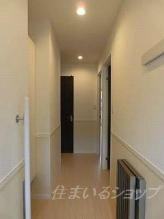 ヒルズＫ＆Ｍの玄関|ペット用フェンス・リードフック・手すりあり