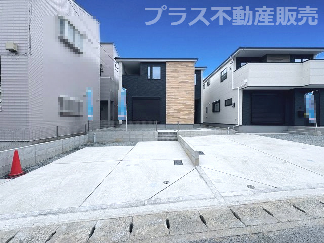 【外観】 | 福岡市東区香椎2丁目3期　1号棟（全2棟）【仲介手数料無料・0円】 | まもなく完成。ご内覧は可能です。ご見学はプラス不動産販売にお任せ下さい。