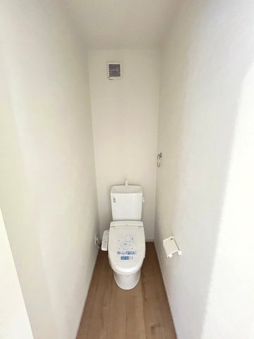 【トイレ】 | 福岡市東区香椎2丁目3期　1号棟（全2棟）【仲介手数料無料・0円】