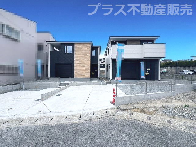 【外観】 | 福岡市東区香椎2丁目3期　1号棟（全2棟）【仲介手数料無料・0円】 | 現地写真。プラス不動産販売なら、現場の全ての棟をまとめてご見学頂けます。