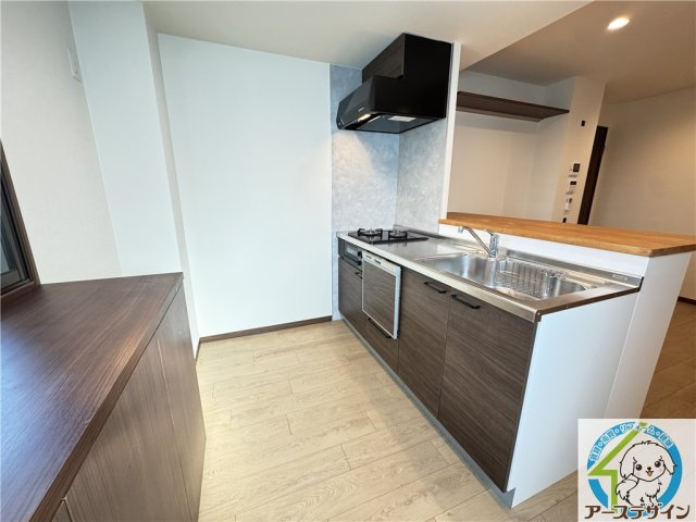 A-CUBE HONMACHIのキッチン