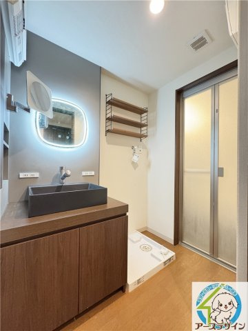 A-CUBE HONMACHIの洗面所