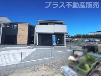 【外観】 | 現地写真。同じ物件を見るなら、プラス不動産販売にお任せ下さい。