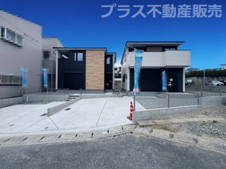 【外観】 | 現地写真。プラス不動産販売なら、現場の全ての棟をまとめてご見学頂けます。