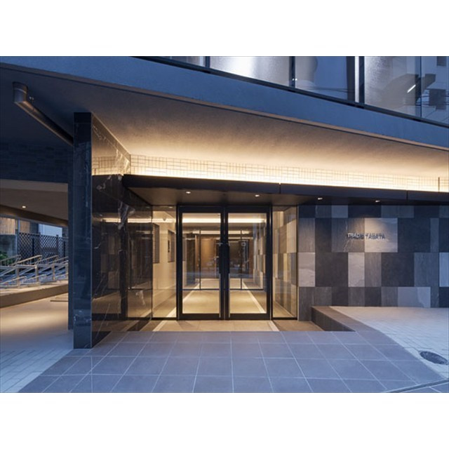 クオリタス田端のエントランス