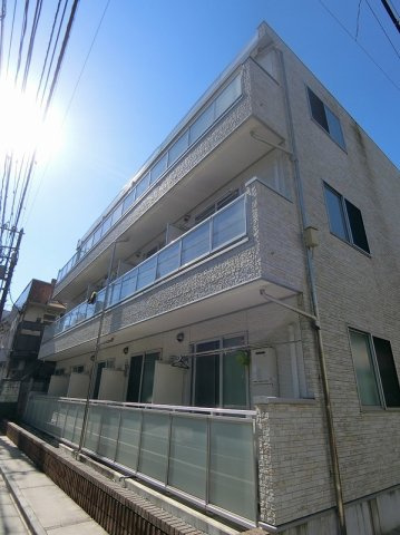 リブリ・Pine Houseの外観