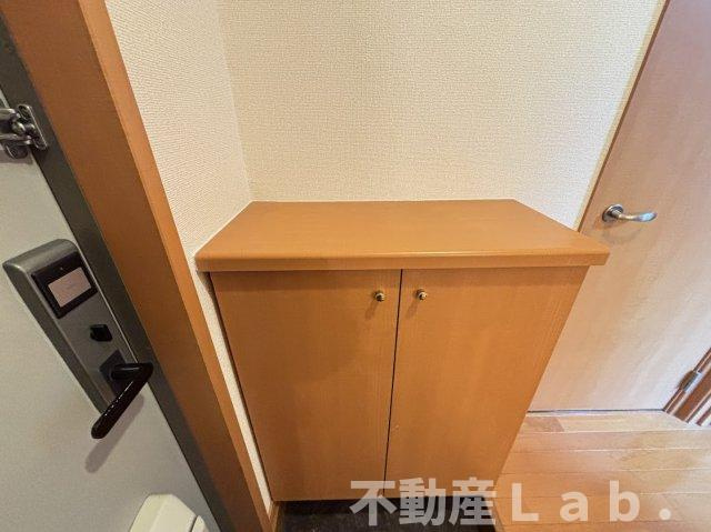 シャンフレーズの玄関