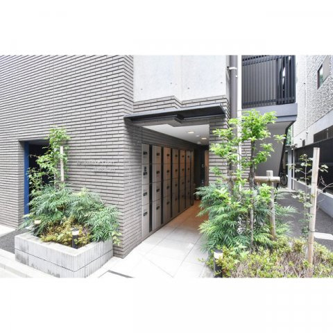 ルネサンスコート池袋のエントランス