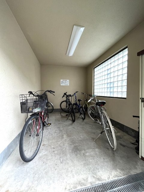 クレッセント小石川植物園のその他共用部分|駐輪場