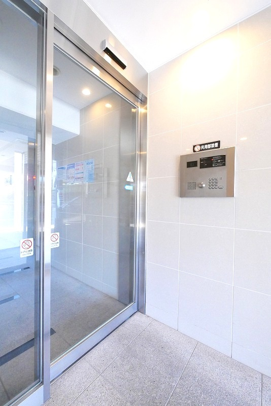 ＡＲＴＥＳＳＩＭＯ　ＬＩＮＫ　ＣＲＯＳＳの外観