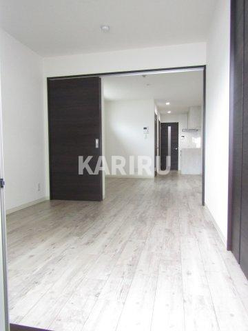 クリエオーレ生江Ⅰの居間・リビング