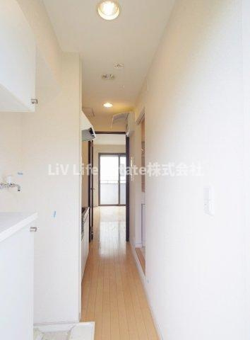 小平市上水新町３丁目のアパートの玄関