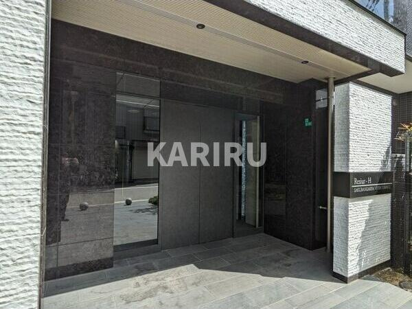 レジュールアッシュ桜宮リバーテラスのエントランス