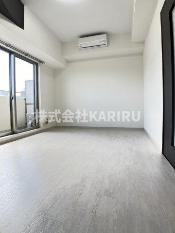 アクエルド緑地公園の居間・リビング